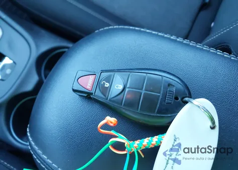 2014 Jeep Cherokee Latitude из США, поврежденный, VIN 1C4PJLCS1EW117035